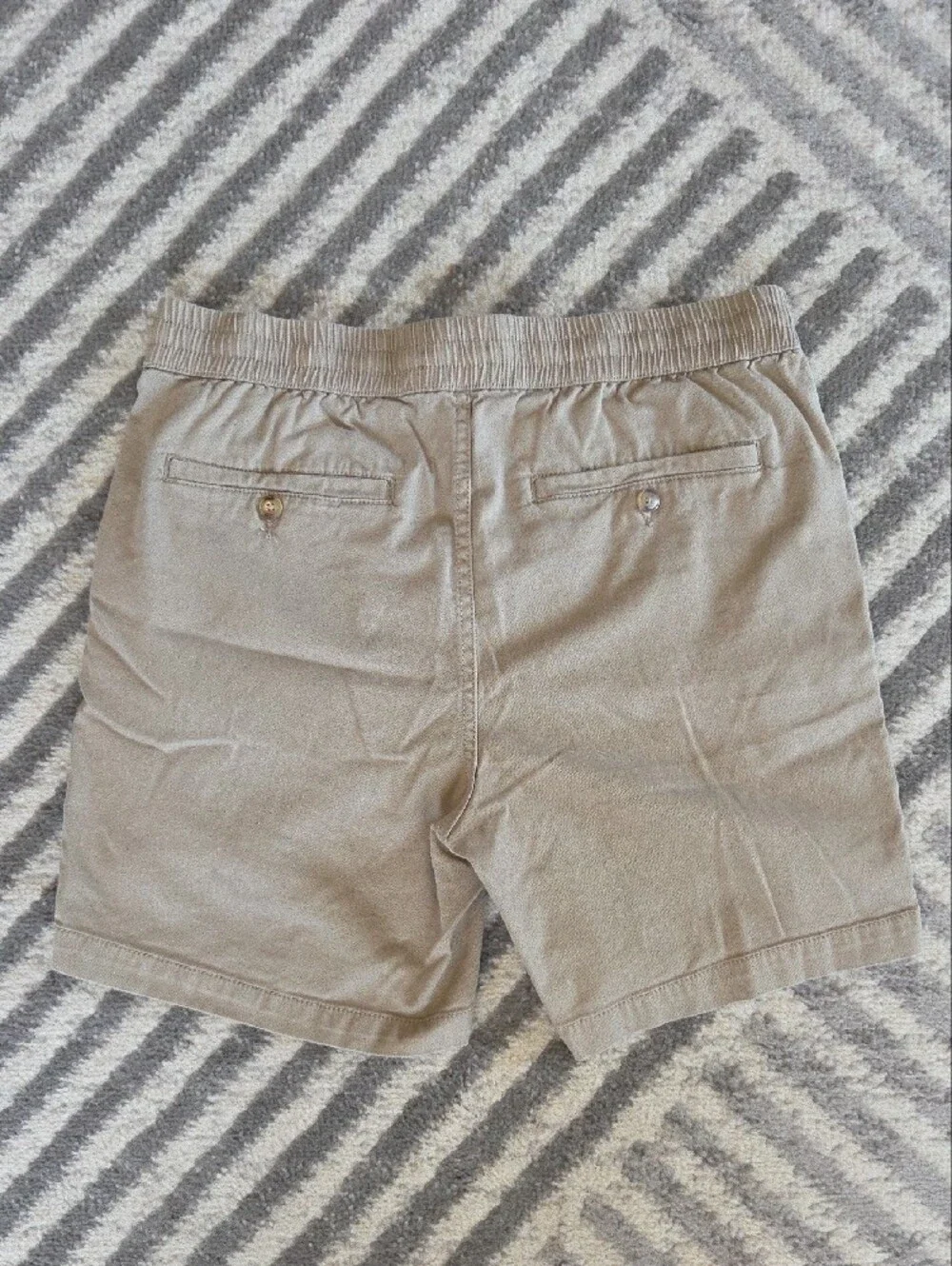 Quince Men's Flat Front Drawstring Shorts in Light Tan M